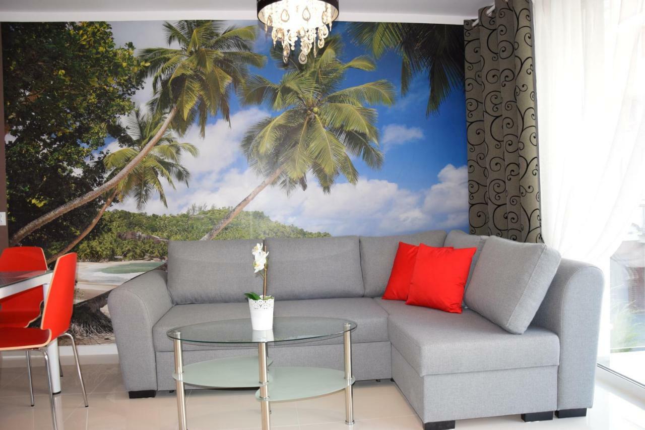 Apartament Ibiza Przy Plazy Rewal Extérieur photo